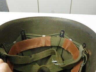 Portugal, Stahlhelm wohl 60iger Jahre, Originallack