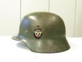 Polizei, Stahlhelm M35 mit beiden Abzeichen. Originallack zu ca. 80-85% erhalten, das Polizeiwappen gut - die Nationale nur mittig ( HK auf schwarzem Grund ) erhalten. Domstempel von 1936. Unberührter Helm - kam genau so aus einem Haushalt