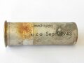 Abgeschossene Aluminiumhülse für die Leuchtpatrone 41, datiert Sept. 1943, Hersteller eca (Fischer G.m.b.H., Oskar Feuerwerkskörperfabr., Markdorf /Baden)