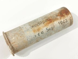 Abgeschossene Aluminiumhülse für die Leuchtpatrone 41, datiert Sept. 1943, Hersteller eca (Fischer G.m.b.H., Oskar Feuerwerkskörperfabr., Markdorf /Baden)