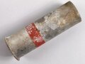 Abgeschossene Aluminiumhülse für die Signalpatrone Einzelstern Rot, datiert 1944, Hersteller ldc (Deutsche Pyrotechn. Fabriken G.m.b.H. Werk Cleebronn)
