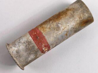 Abgeschossene Aluminiumhülse für die...
