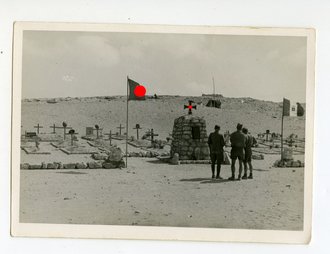 Afrikakorps, Entstehung des Soldatenfriedhofs Tobruk...