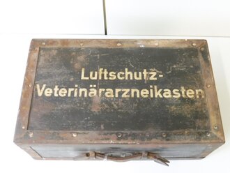Hauptner Luftschutz Veterinärarzneikasten. Originallack, Verschlüsse gängig