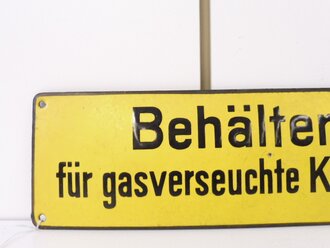 Emailschild "  Behälter für Gasverseuchte Kleider" 10 x 30cm