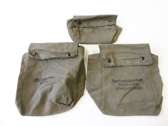 Satz Taschen für den Sanitätstornister der Wehrmacht. Zum Teil nicht ganz einwandfrei - aber selten