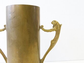 Vase aus amerikanischer 105MM  M14 Kartusche von 1943,  Höhe 27,5cm. Nachkriegsumbau "Schwerter zu Pflugscharen"