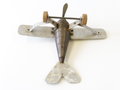 Spielzeugflugzeug aus Werfergranate, Propeller defekt, Spannweite 26cm