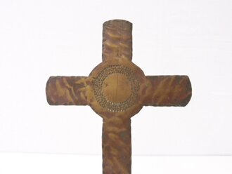 Kreuz aus Messingkartusche, Höhe 20,5cm,...