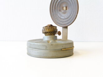 Petroleumlampe aus Filter von  Volksgasmaske,...