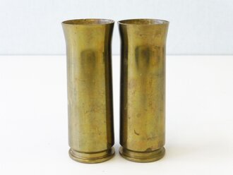 2 Stück Blumenvasen aus 2cm Hülsen, Nachkriegsprodukt "Schwerter zu Pflugscharen "