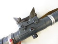 Entfernungsmesser 36 der Wehrmacht, Hersteller Carl Zeiss Jena, einwandfreie Optik. Überlackiertes Stück, der Trageriemen aus russischem Gewehrriemen