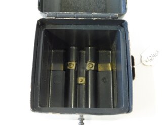 Batteriekasten ( Behälter für Stromquelle)  unter anderem zum Entfernungsmesser 36, überlackiertes Stück
