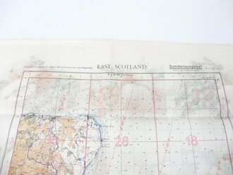 Deutsche Fliegerkarte East Scotland 54 x 67 cm, nach dem Krieg Rückseitig nochmals bedruckt " Schwerter zu Pflugscharen"