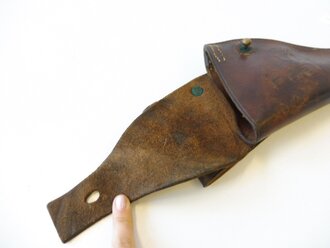 U.S. 1917 dated leather handgun holster, used , good condition