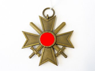 Kriegsverdienstkreuz 2. Klasse Hersteller "127"...