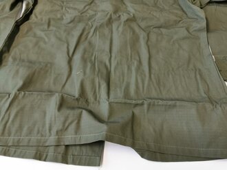 U.S. 1969 dated Coat, Man´s Combat Tropical, Rip Stop. Size Medium Regular, unused