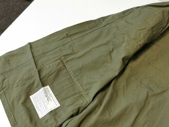 U.S. 1969 dated Coat, Man´s Combat Tropical, Rip Stop. Size Medium Regular, unused