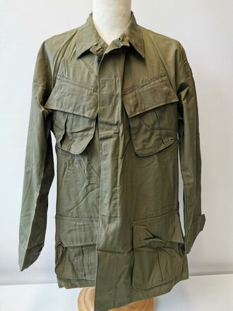 U.S. 1969 dated Coat, Man´s Combat Tropical, Rip...