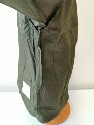 U.S. 1969 dated Coat, Man´s Combat Tropical, Rip Stop. Size Medium Regular, unused