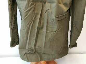 U.S. 1969 dated Coat, Man´s Combat Tropical, Rip Stop. Size Medium Regular, unused