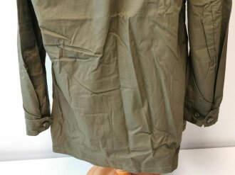 U.S. 1969 dated Coat, Man´s Combat Tropical, Rip Stop. Size Medium Regular, unused