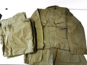 U.S. 1969 dated Coat, Man´s Combat Tropical, Rip...