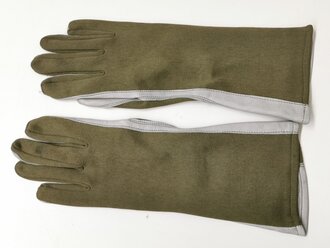 U.S. 1974 dated Gloves, Fyler´s Summer, Type...