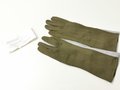 U.S. 1974 dated Gloves, Fyler´s Summer, Type GS/FRP-2, size 9. Unissued