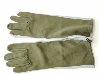 U.S. 1974 dated Gloves, Fyler´s Summer, Type...