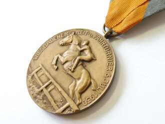Tragbare Medaille "Wiesbadener Reit- u. Fahrturnier...