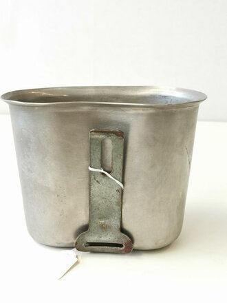 U.S. 1962 dated Canteen cup