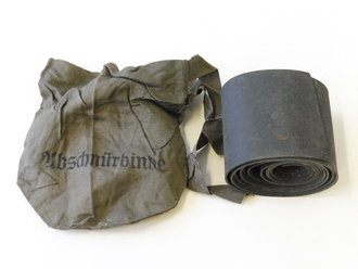 Abschnürbinde zur Aderpressung in Tasche , gehört unter anderen in den Verbandkasten der Wehrmacht