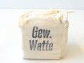 100g gewöhnliche Watte datiert 1942 in Tasche, gehört so in den Verbandkasten