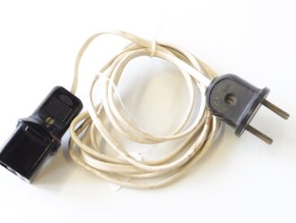 Würfelstecker lang für Radione R2/3. Das Kabel wohl neuzeitlich erneuert