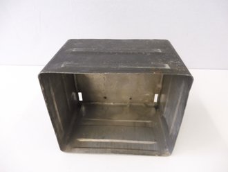 Luftwaffe Gehäuse Empänger E10 , Originallack
