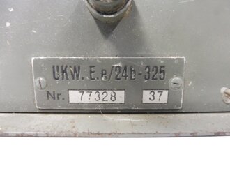 UKW Empfänger Emil ( UKW.E.e/24b-325 ) datiert 1937. Originallack, Funktion nicht geprüft. Seltenes, frühes Stück