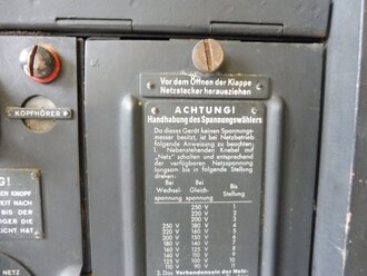 Wehrmacht Rundfunkempfänger WR1 ( Rudi ) datiert 1942. Originallack, Funktion nicht geprüft
