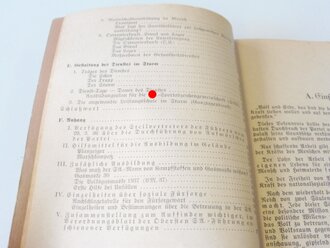 "Handbuch der SA" Berlin 1939 mit 255 Abbildungen im Text, 397 Seiten