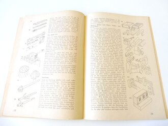 Wettrüsten der Hitler-Jugend für das Kriegs-Winterhilfswerk des deutschen Volkes 1941/41 mit Hinweisen für die Durchführung der Dienstunterrichte im Oktober, A5, datert 1941