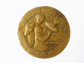 Türplakette " Wir helfen durch Opfer, Winterhilfswerk des Deutschen Volkes  Gau Düsseldorf" Durchmesser 74mm