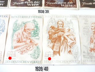 Sammlung Türplaketten des Winterhilfswerk , alle mit Fotoecken fixiert und leicht zu entfernen