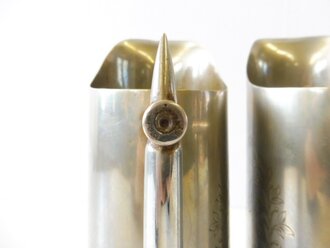 Paar Kannen aus Kartuschen und Gewehrmunition des 1. Weltkrieges " 1914, 1918" Höhe jeweils 20cm