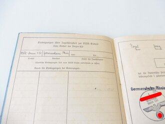 Leistungsbuch des NS Fliegerkorps im Schuber. Ausgestellt beim NSFK Sturm1/81 Germersheim