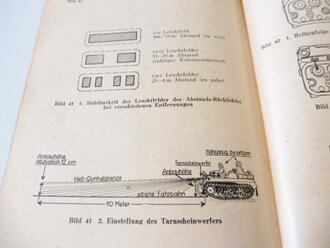 D 624/1 "Kleines Kettenkraftrad ( Sd.Kfz.2 ) Typ HK 101, Gerätbeschreibungund Bedienungsanweisung vom 25.9.44"  86 Seiten plus 103 Bilder, Einband verschmutzt und mit geschwärzten Stempeln