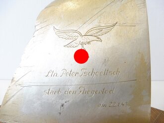 Luftwaffe, Erinnerungsstück für einen Ltn Peter Tschoeltsch der den Fliegertod am 22.1.43 starb. Wohl das Endstück seines Propellers, Höhe Gesamt 22cm