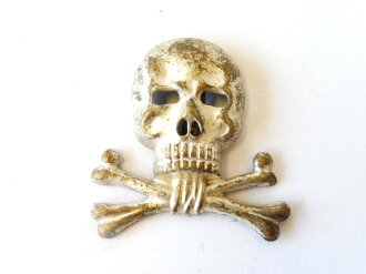 Heer, Braunschweiger Traditions Totenkopf für die Schirmmütze des IR17 oder KR13