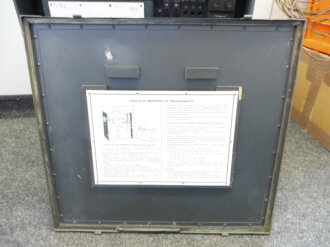 Tr�gerfrequenzger�t b der Wehrmacht datiert 1944. Geh�use �berlackiert, Frontplatte originallack. Funktion nicht gepr�ft. Wiegt ca 60kg, Versand nur per Spedition, bitte Kosten erfragen