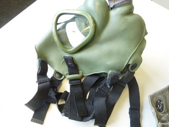 Serbien Nachkrieg, M59 Gasmaske in Tasche ( US Modell ) Guter Zustand