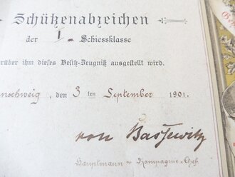 Besitz Zeugniss für den Musketier Giltmann, Angehöriger des I.R. 92 zum Schützenabzeichen der I.Schießklasse datiert 1901. Großformatig